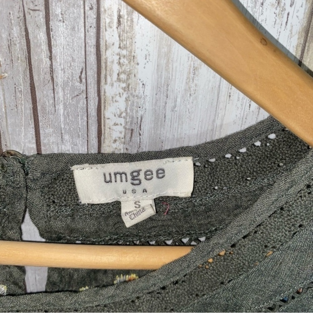 Umgee Green Floral Embroidered Tunic Dress - Picture 4 of 4